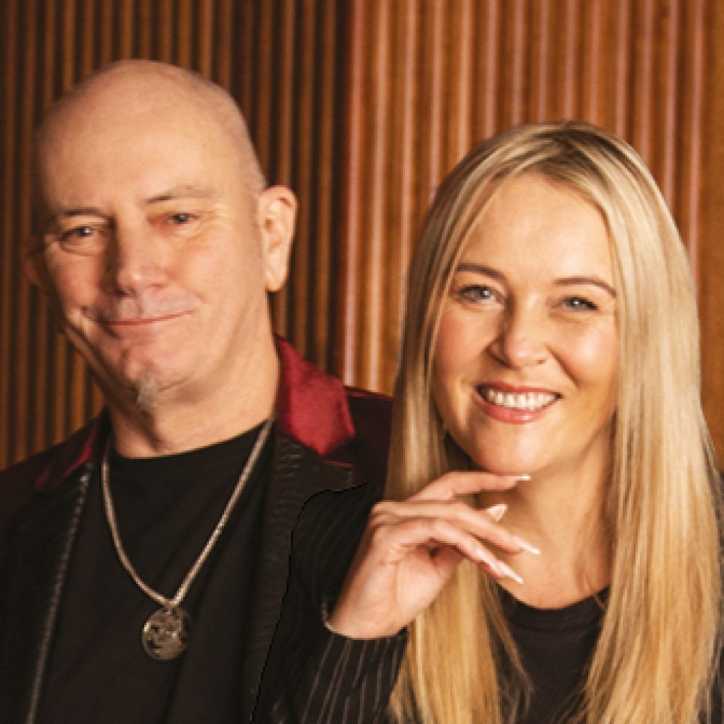Mike Handcock & Landi Jac have worked in over 50 countries, travelling on average 4.5 times around the earth each year. They are passionate award winning entrepreneurs, international best selling authors, filmmakers and philanthropists. Their clients include major corporates, associations, entrepreneurs and not for profits.