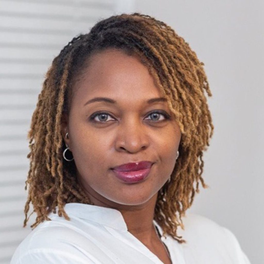 Global Communications Expert