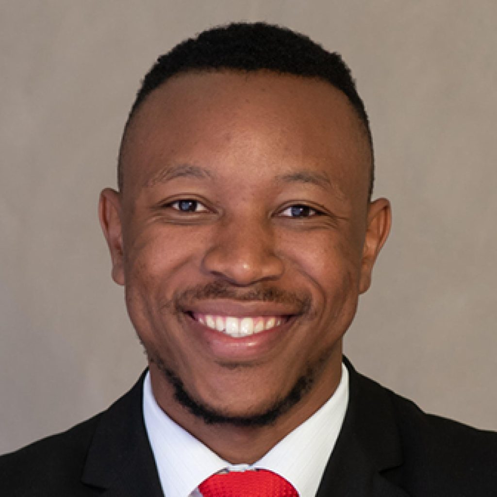 A master storyteller with a passion for connecting people and ideas